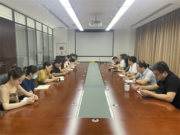 智信公司傳達(dá)集團(tuán)公司2022年重點(diǎn)項(xiàng)目觀摩暨半年生產(chǎn)經(jīng)營工作會精神.jpg